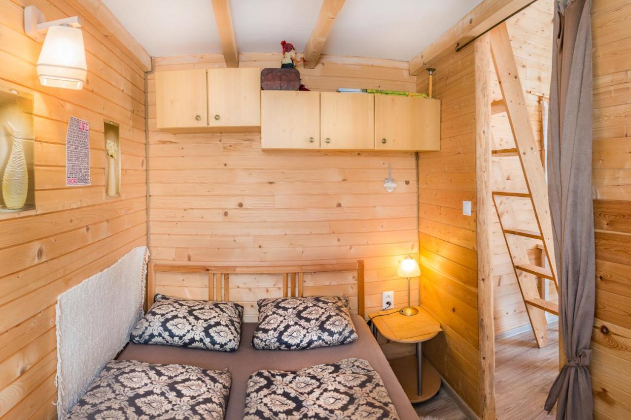 Tiny House Lavender Villa Podturen ภายนอก รูปภาพ